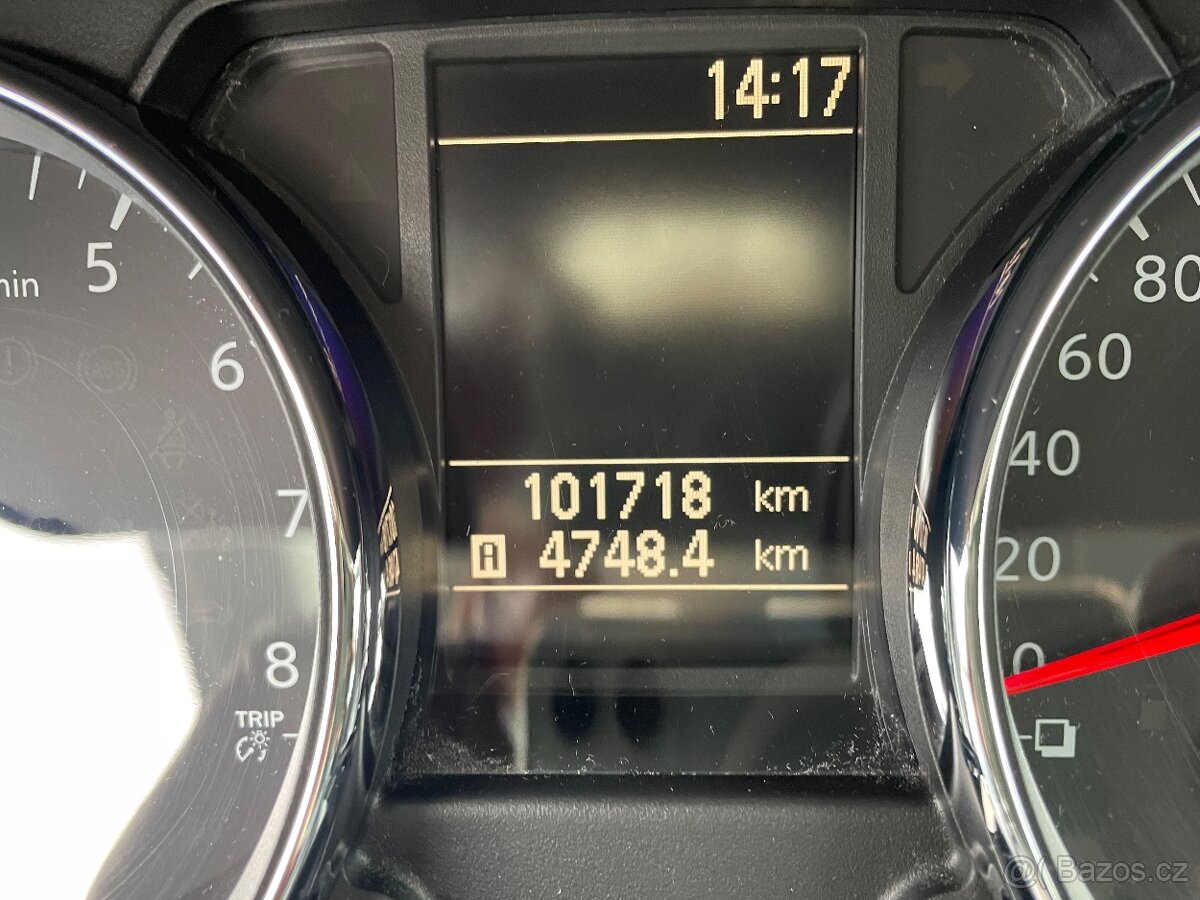 Nissan Qashqai, 1,6 86kW, SERVISKA, TOP STAV - 11