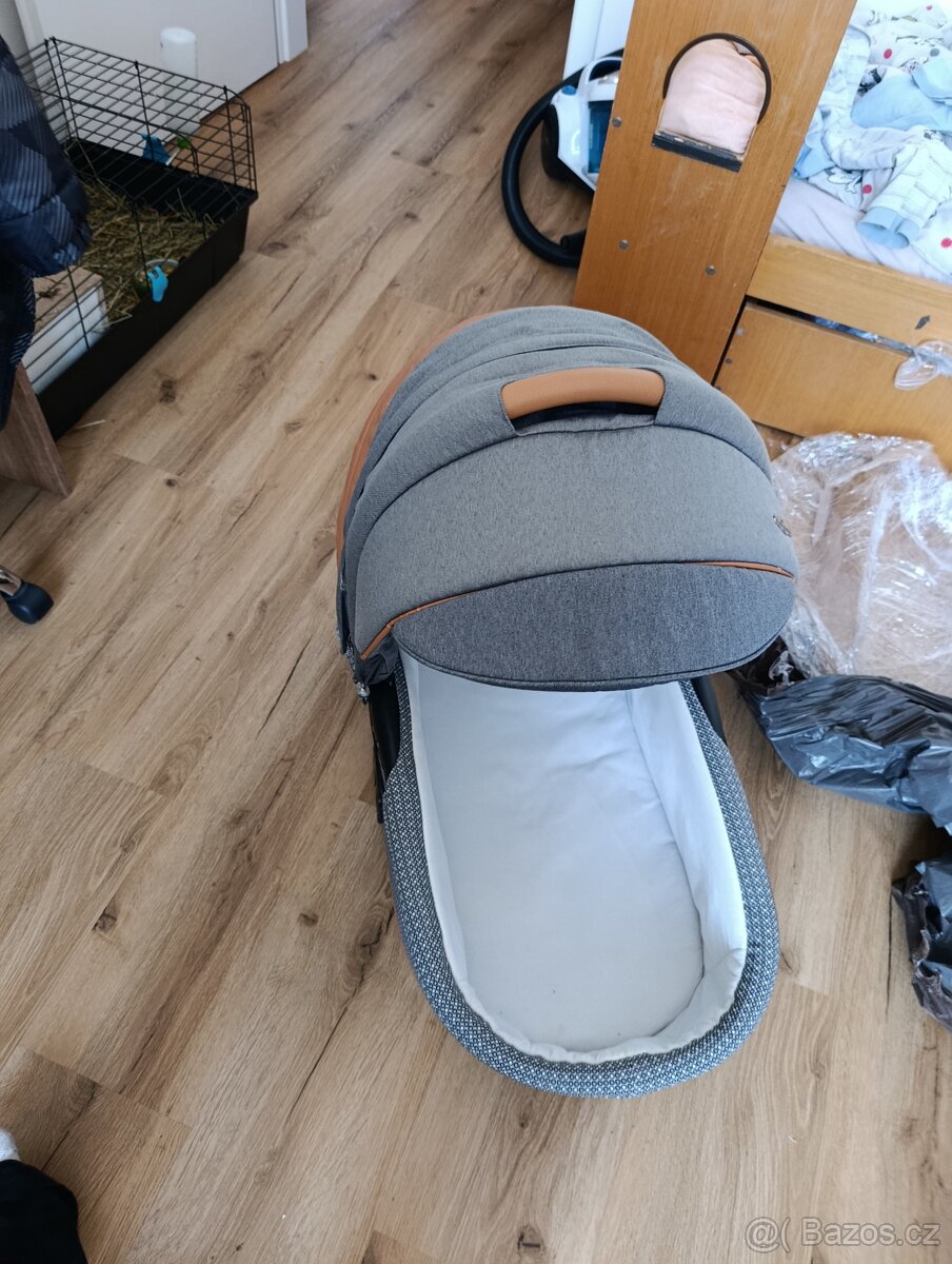 Dvojkombinacni kočárek - 11