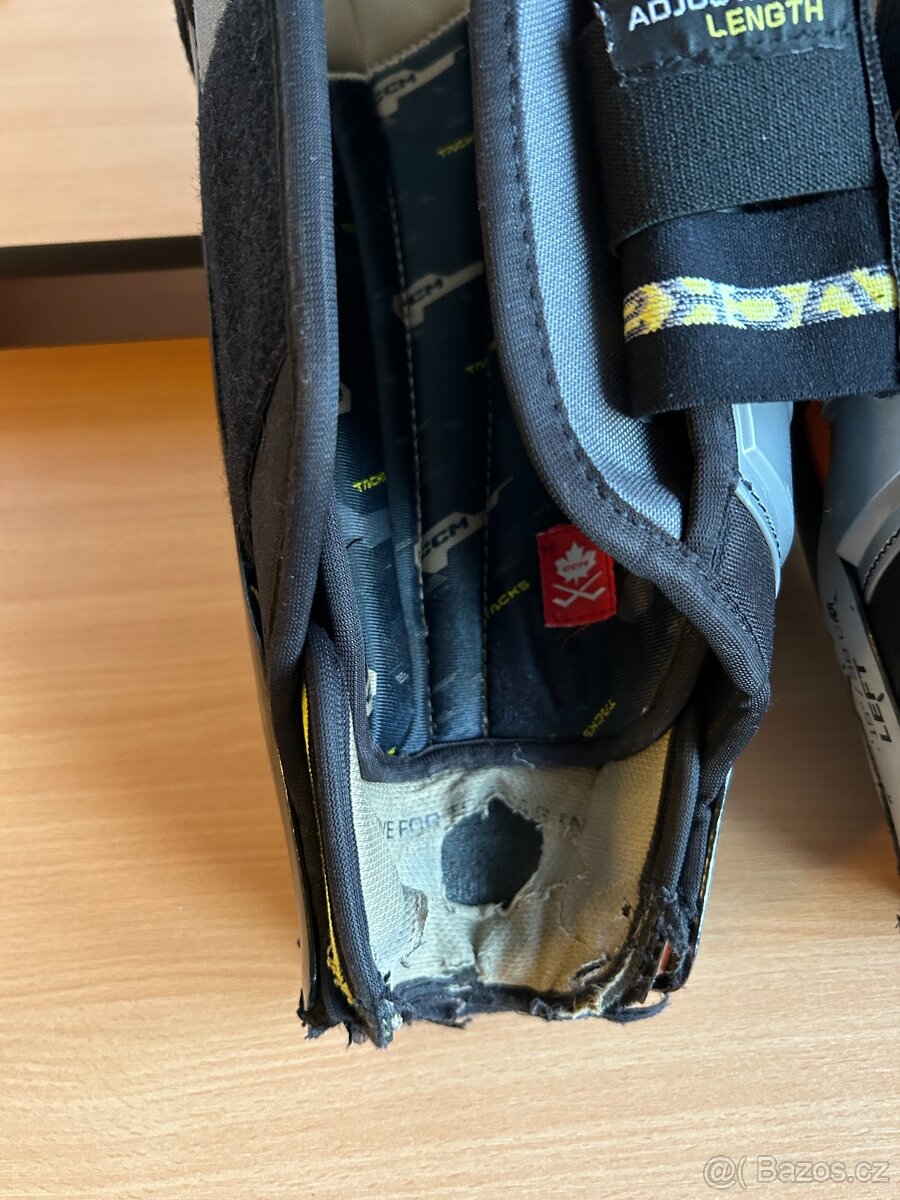 CCM AS-V holene - 11