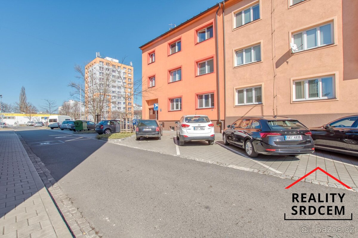 Pronájem moderního bytu 2+1, 61m2 v osob. vl. ul. Repinova, - 11