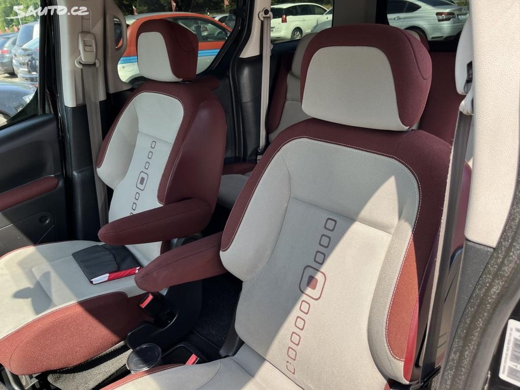 Citroën Berlingo 1.6i - 11