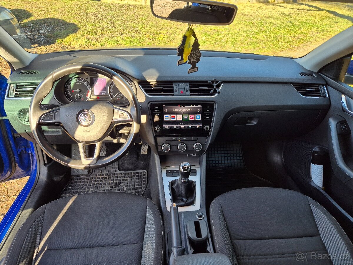 Skoda octavia combi 1.6 Td - 11