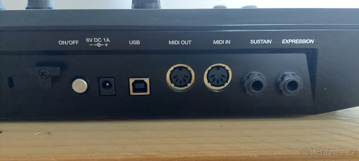 AKAI ADVANCE 25 - 11