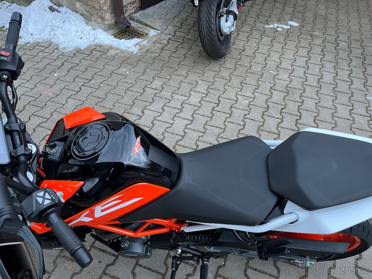 KTM Duke 390 - 11