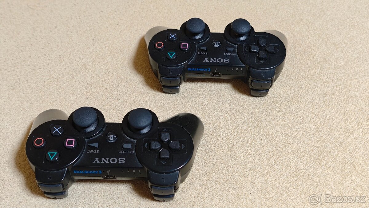 PlayStation 3 Ultra Slim 500GB + 2x gamepad + 29 her - 11