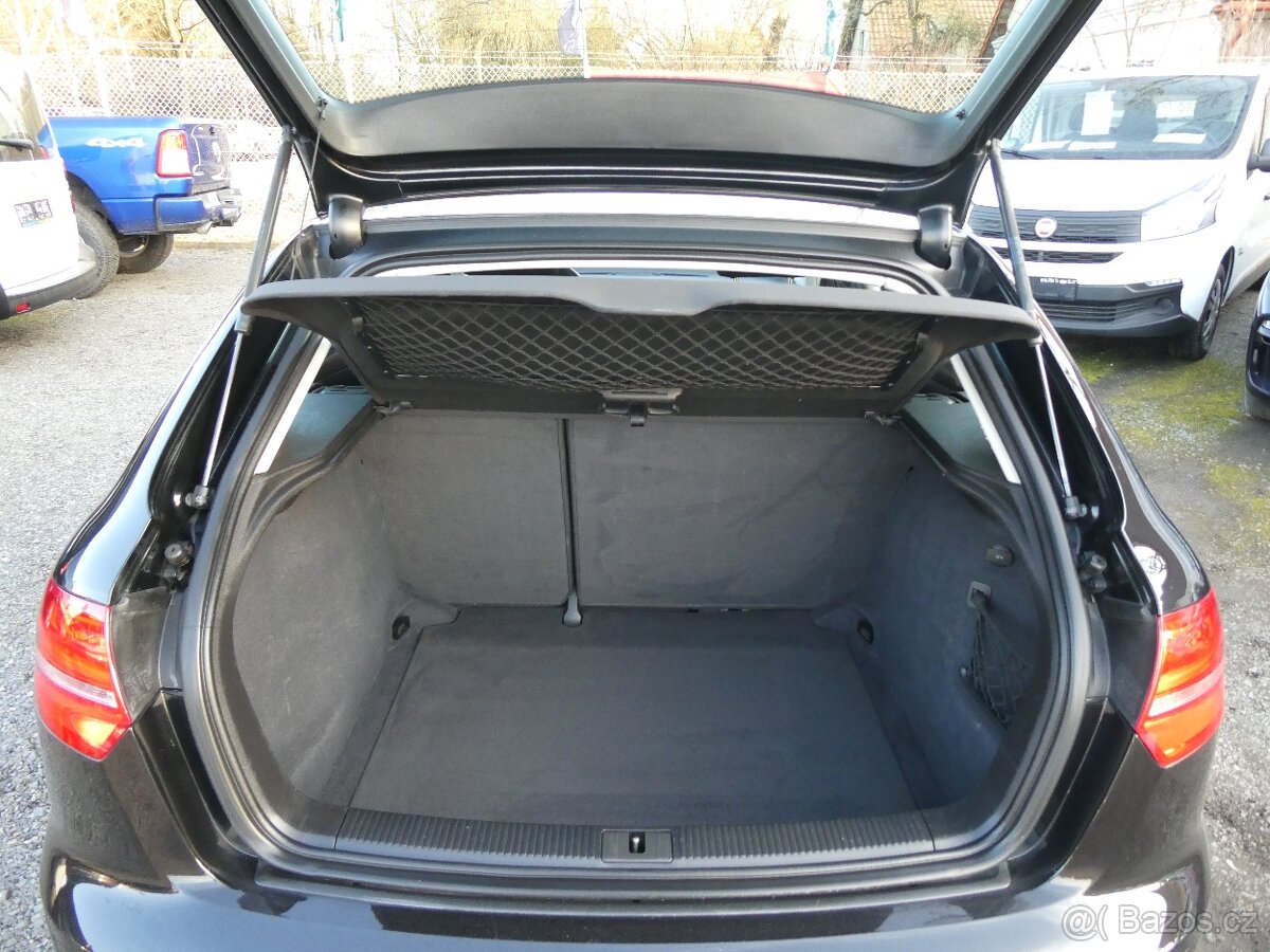 Audi A3 1.6TDi 77kW serviska, digi.klima - 11