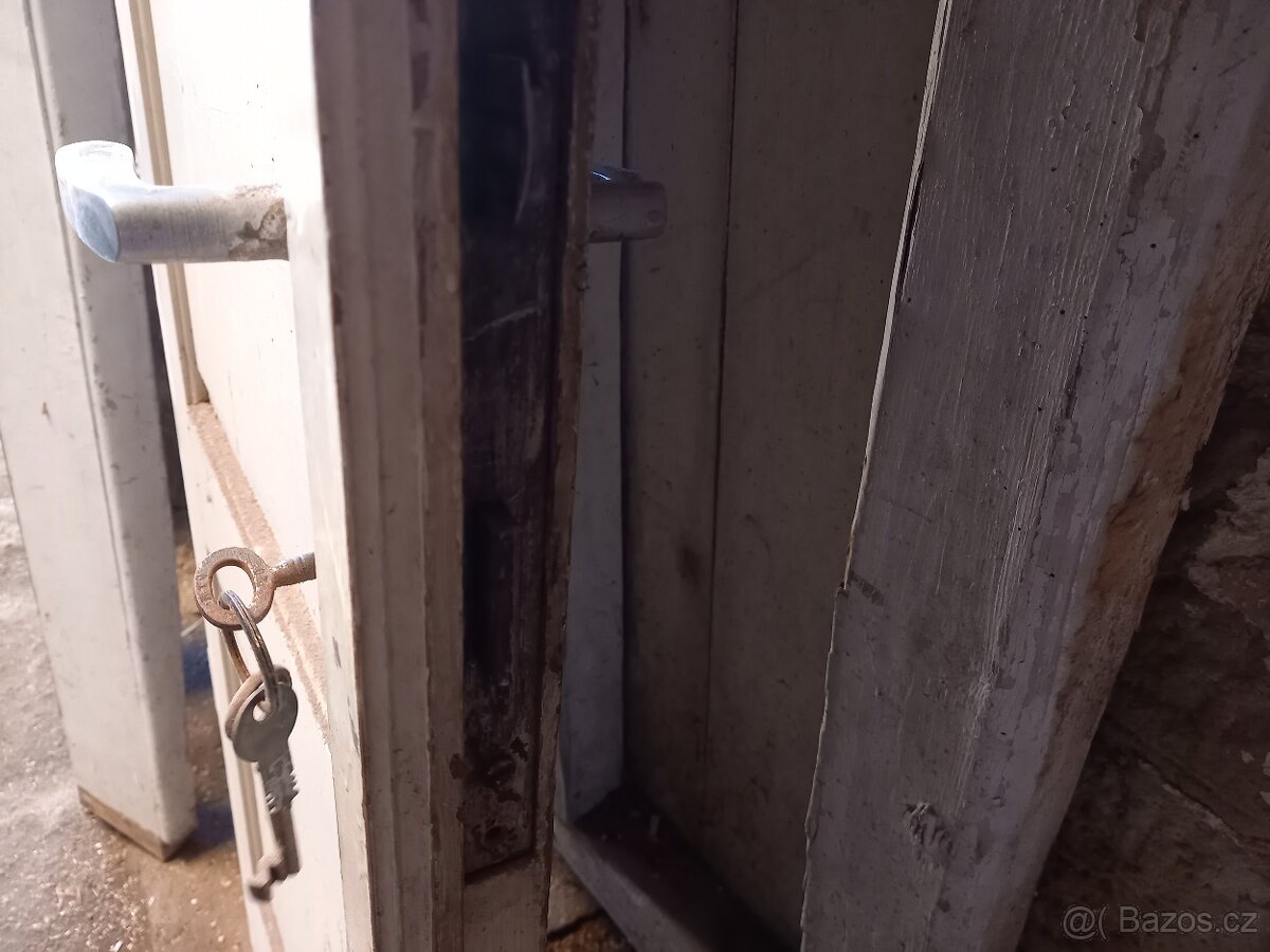 dveře s obálkou, masív, zdravé, světlost cca 111x188 - 11