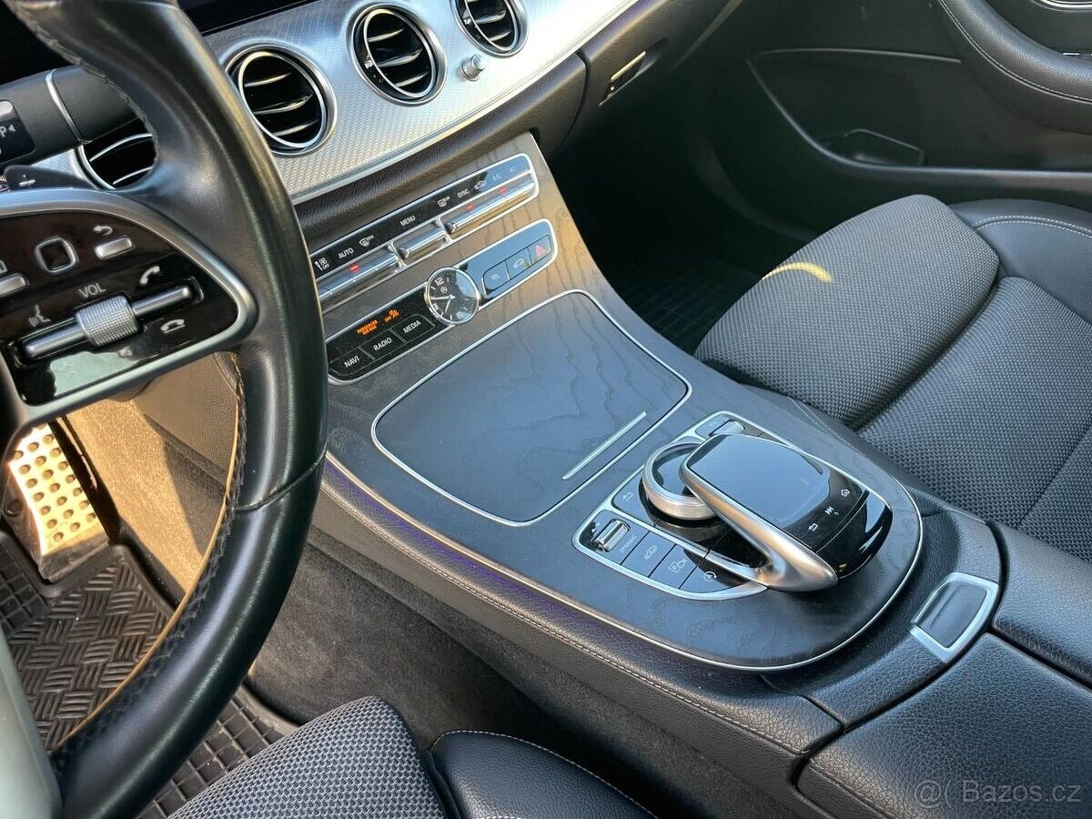 Mercedes-Benz E trieda All-Terrain 220d 4MATIC A/T - 11