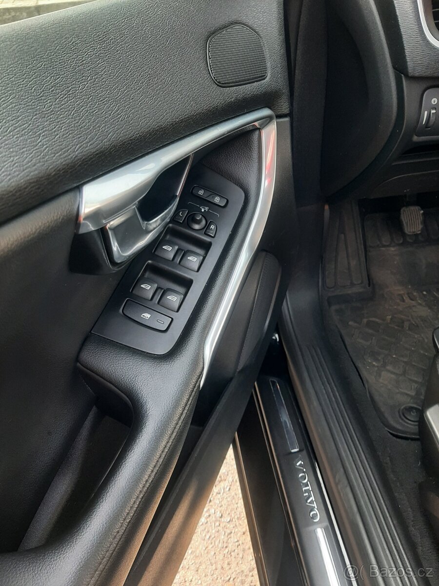 Volvo V40 D2 1.6.tdi 83 kw - 11