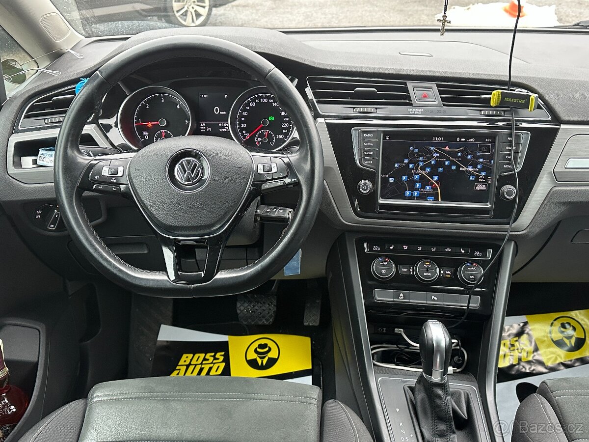 Volkswagen Touran 2016 - 11