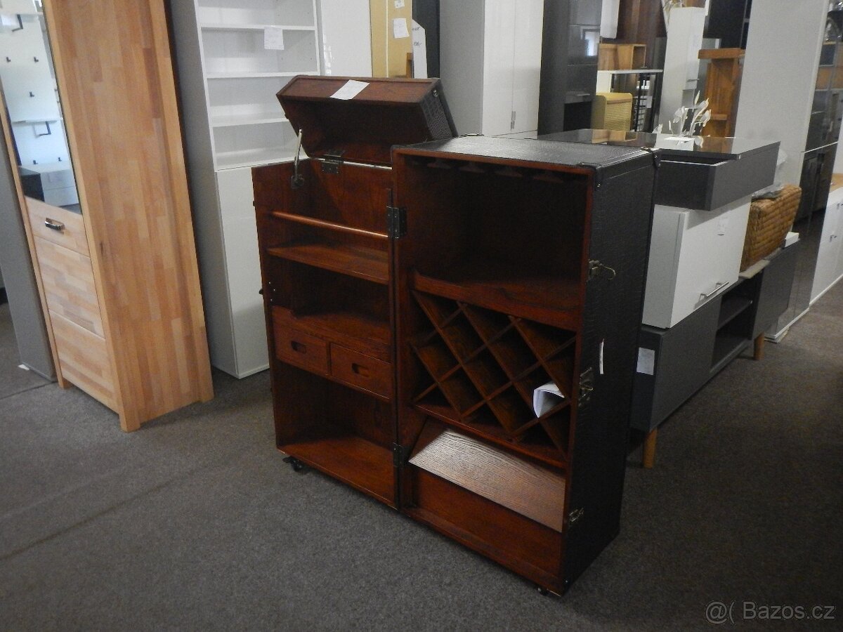 Bar v kufru Butlers HEMINGWAY - 11