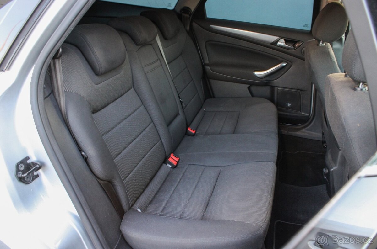 Ford Mondeo Combi 1.6 EcoBoost - 11