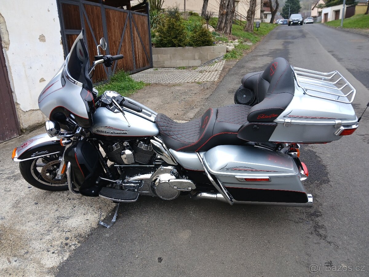 HARLEY DAVIDSON ELECTRA GLIDE - 11