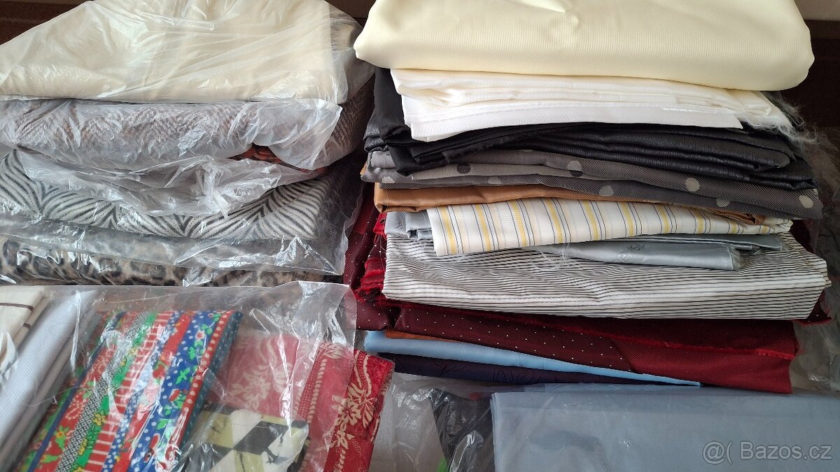 Nitě, zipy pro švadleny - 11