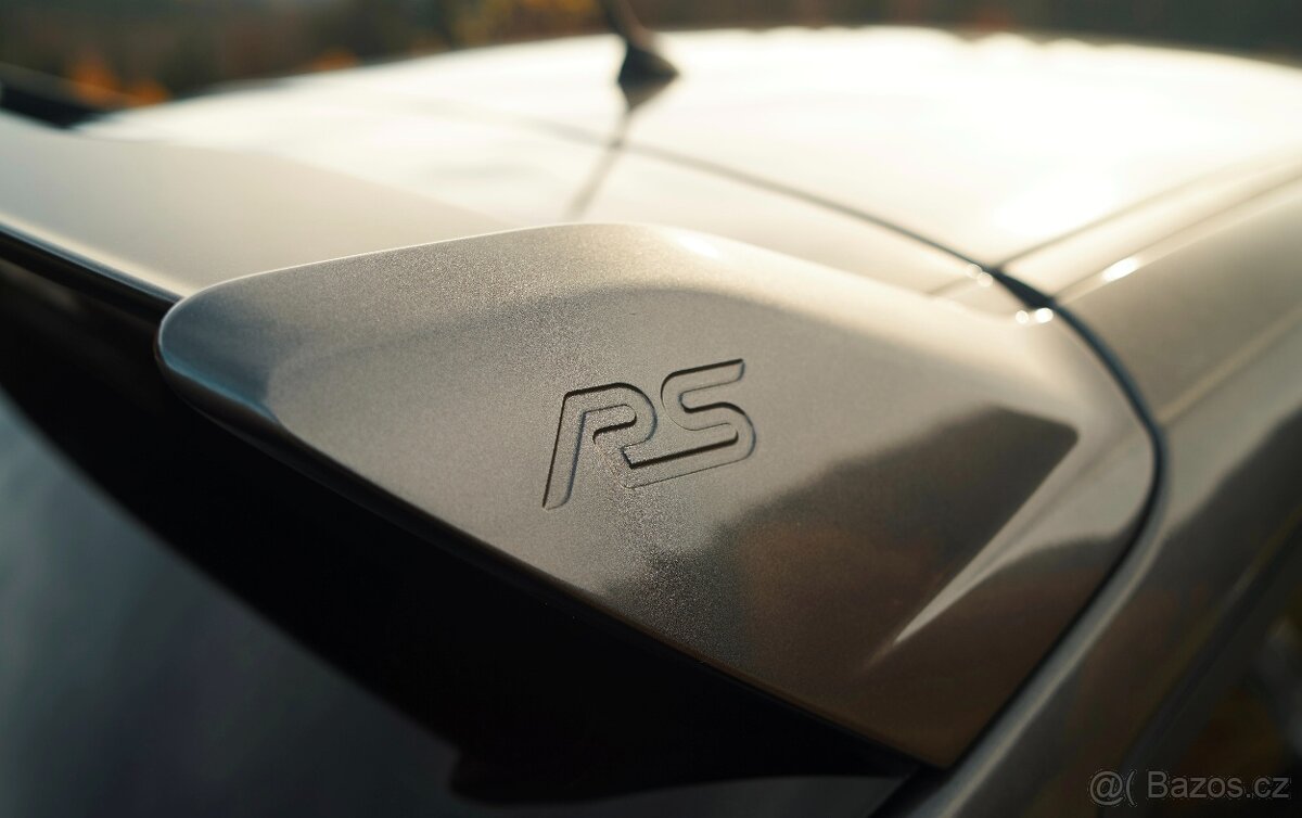 FORD FOCUS RS 80 000KM - 11