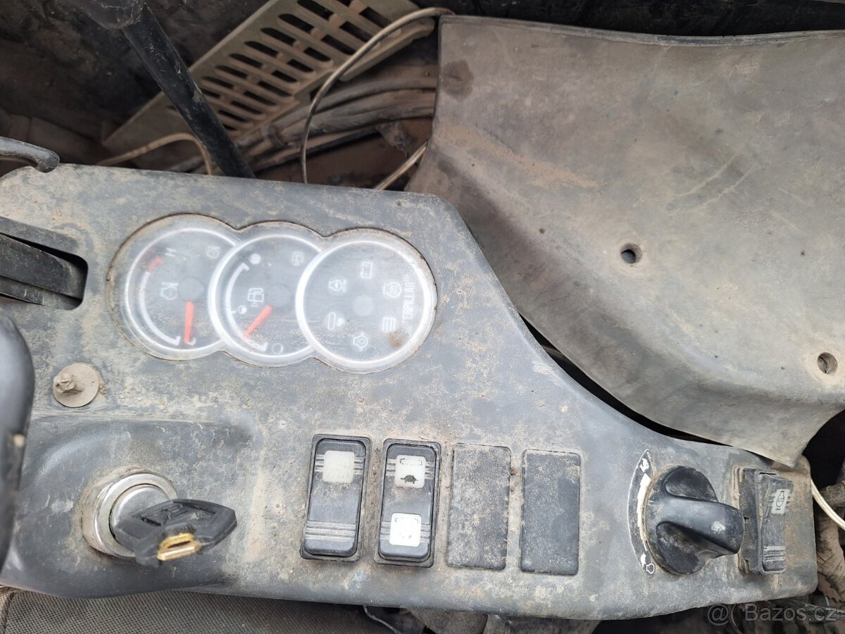 CATERPILLAR 305 C - 11