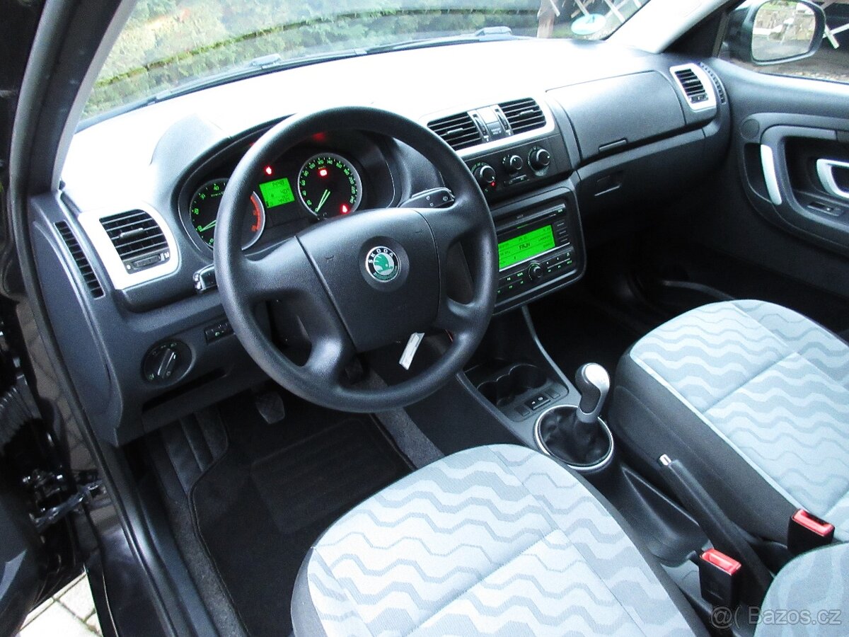 Škoda Fabia II 1.4i 16V 63Kw Ambiente-1- Majitel - 11