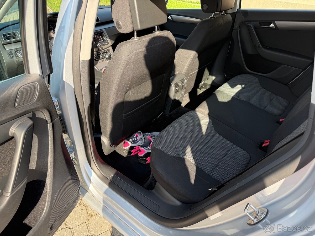 Volkswagen Passat b7 variant 2.0tdi - 11
