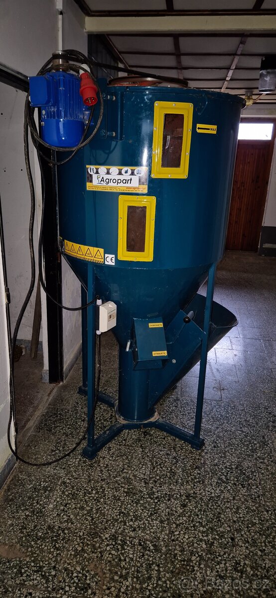 Extrudér a míchačka krmiv - 11
