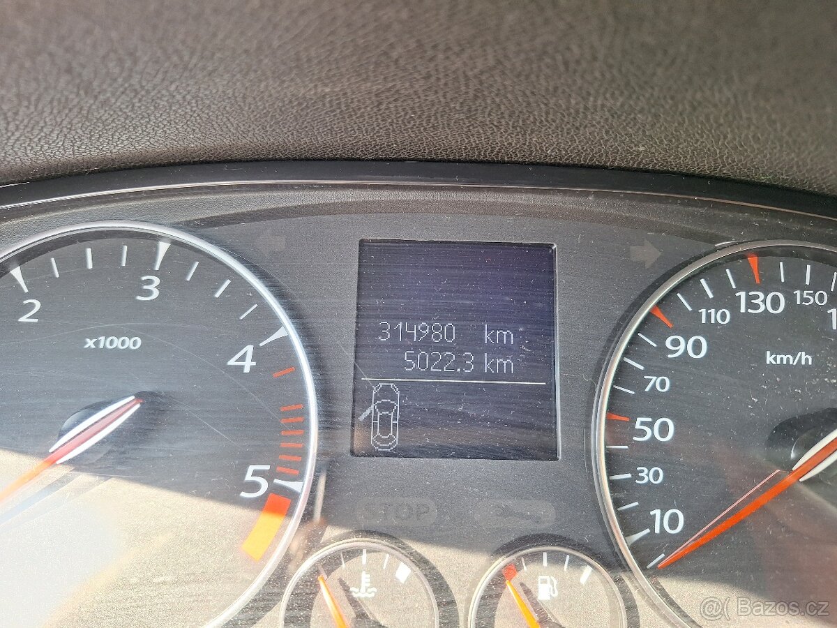 Renault laguna III - 11