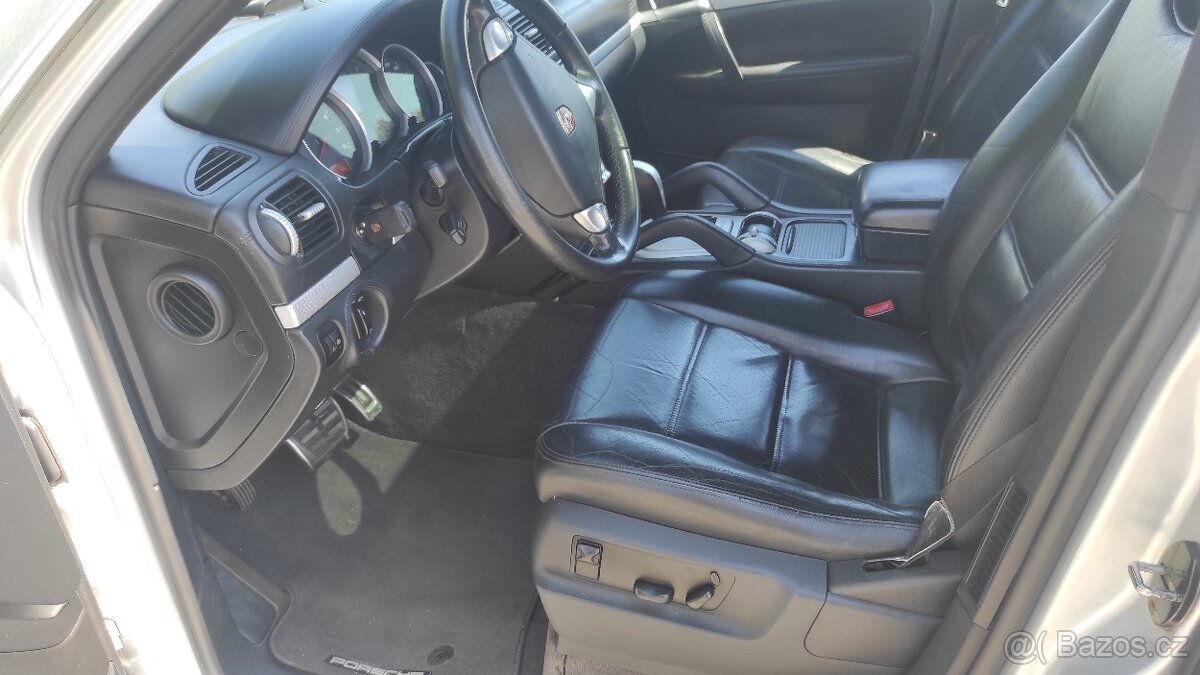 Porsche Cayenne S 4,8 V8 facelift - 11