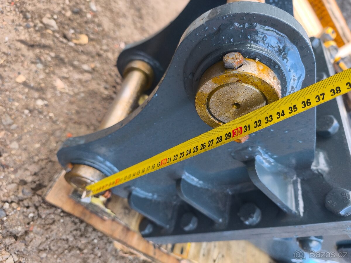 Hydraulické kladivo 6-9t - 11