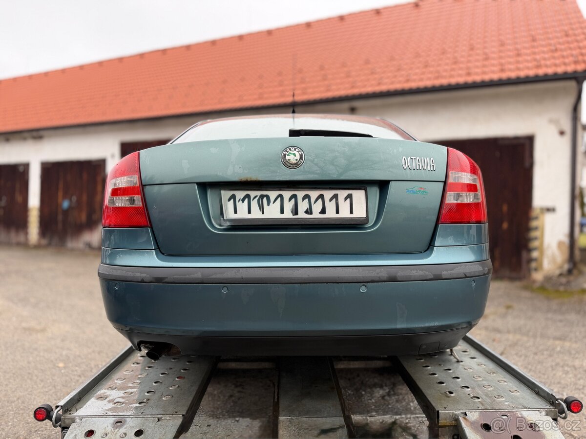 Škoda Octavia 2 díly - 11