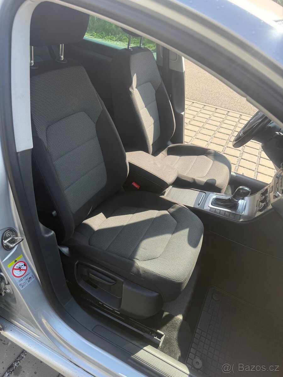 VW Passat B7 Variant 2.0 TDi, 103kW, Dsg Tažné - 11