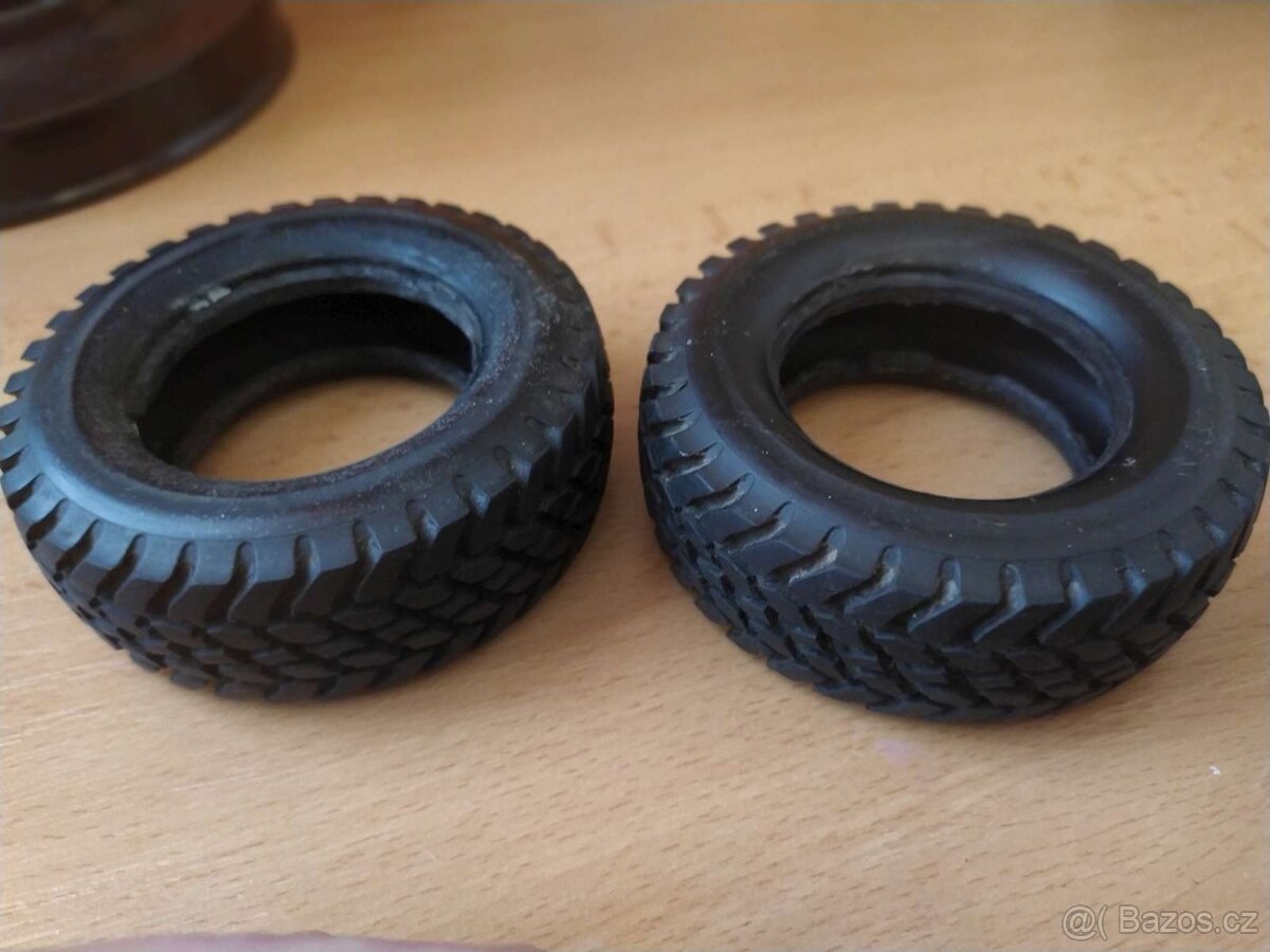 Různá kola na RC modely 1:10 - 11