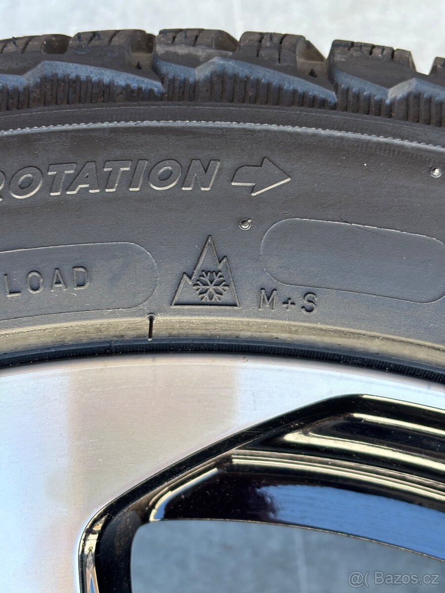 W205 C205 Mercedes Alu Kola R18 Zimní Michelin - 11