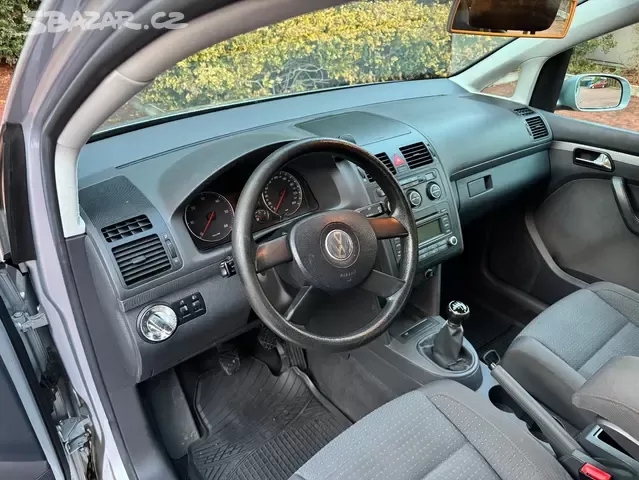 VW Touran 2.0TDI 103kW,Digi.klima,Výhřev,Tempomat,Webasto. - 11