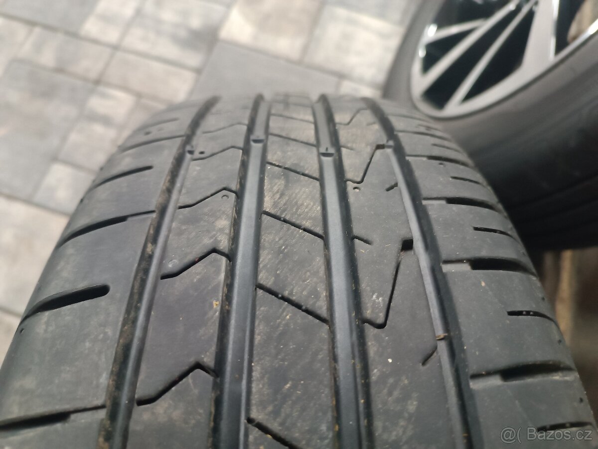 AL Kola VW Tiguan - 11