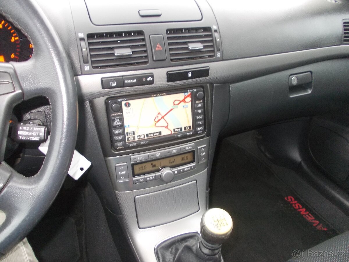 Toyota Avensis, 2.0 D-4D 93KW - 11