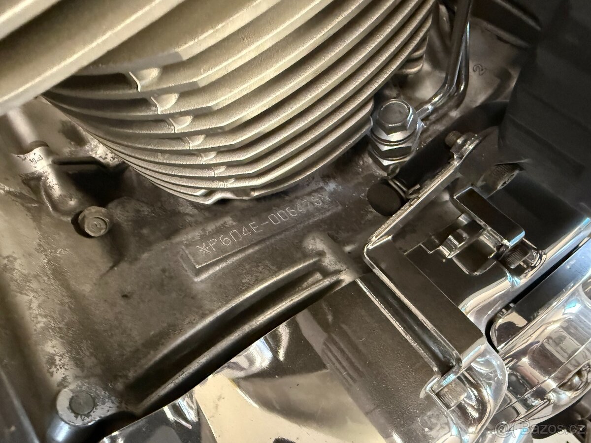 Yamaha Drag star 1100 - 11