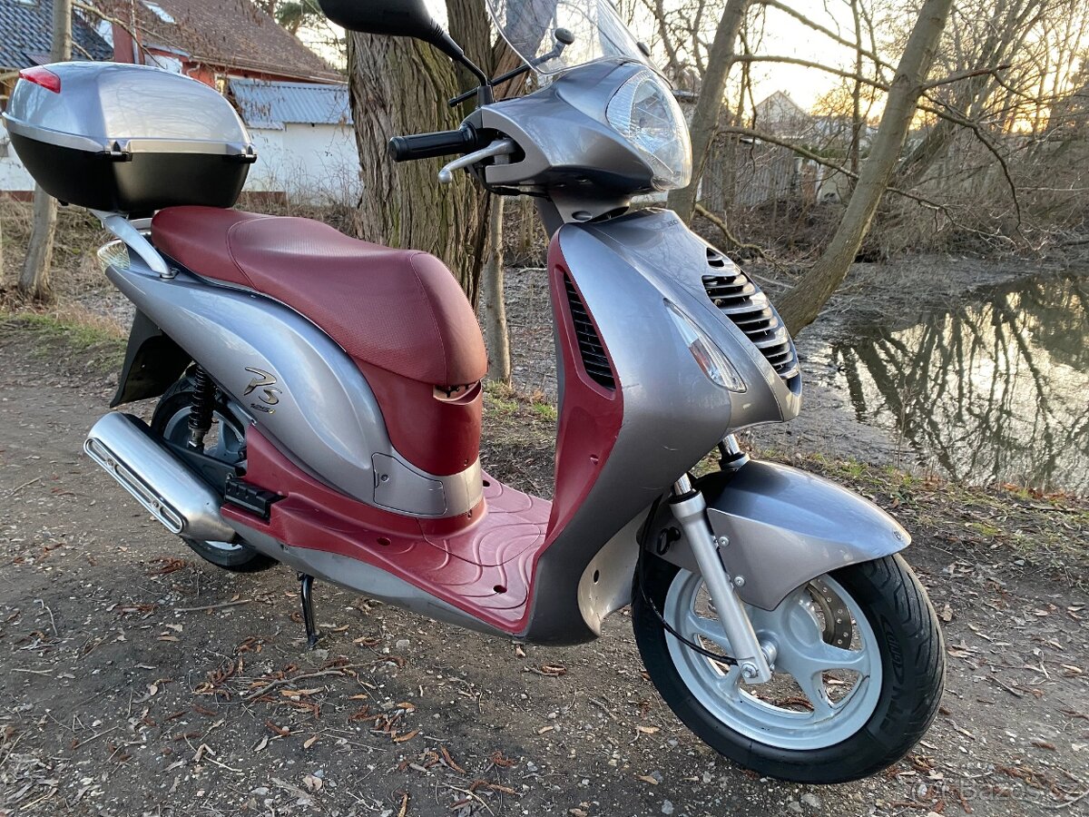 Honda Ps 125 i.e - 11