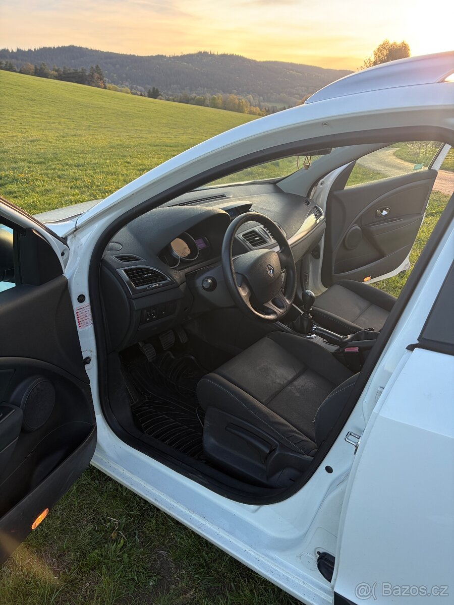 Renault Mégane 1.5dci, 2012 - 11