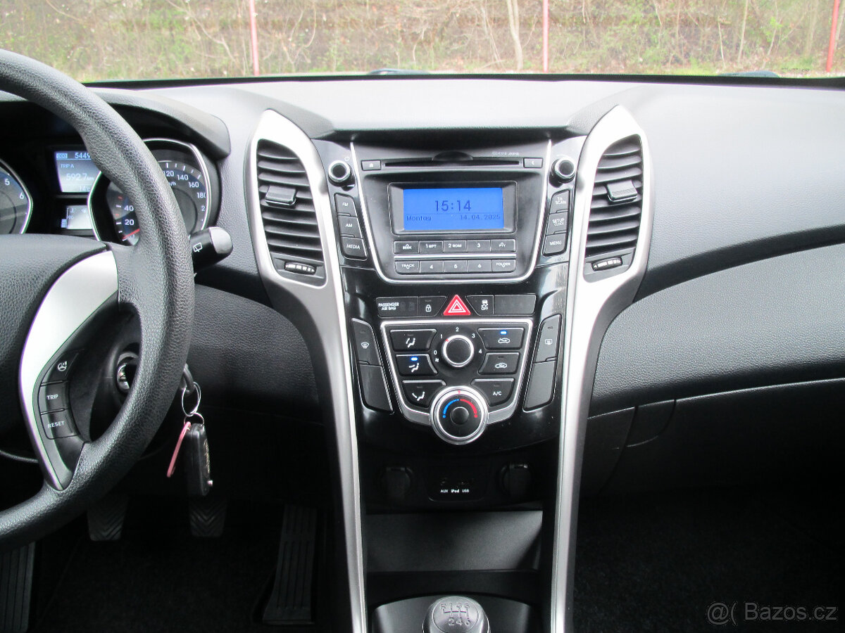 Hyunday I 30 1.4 - 11