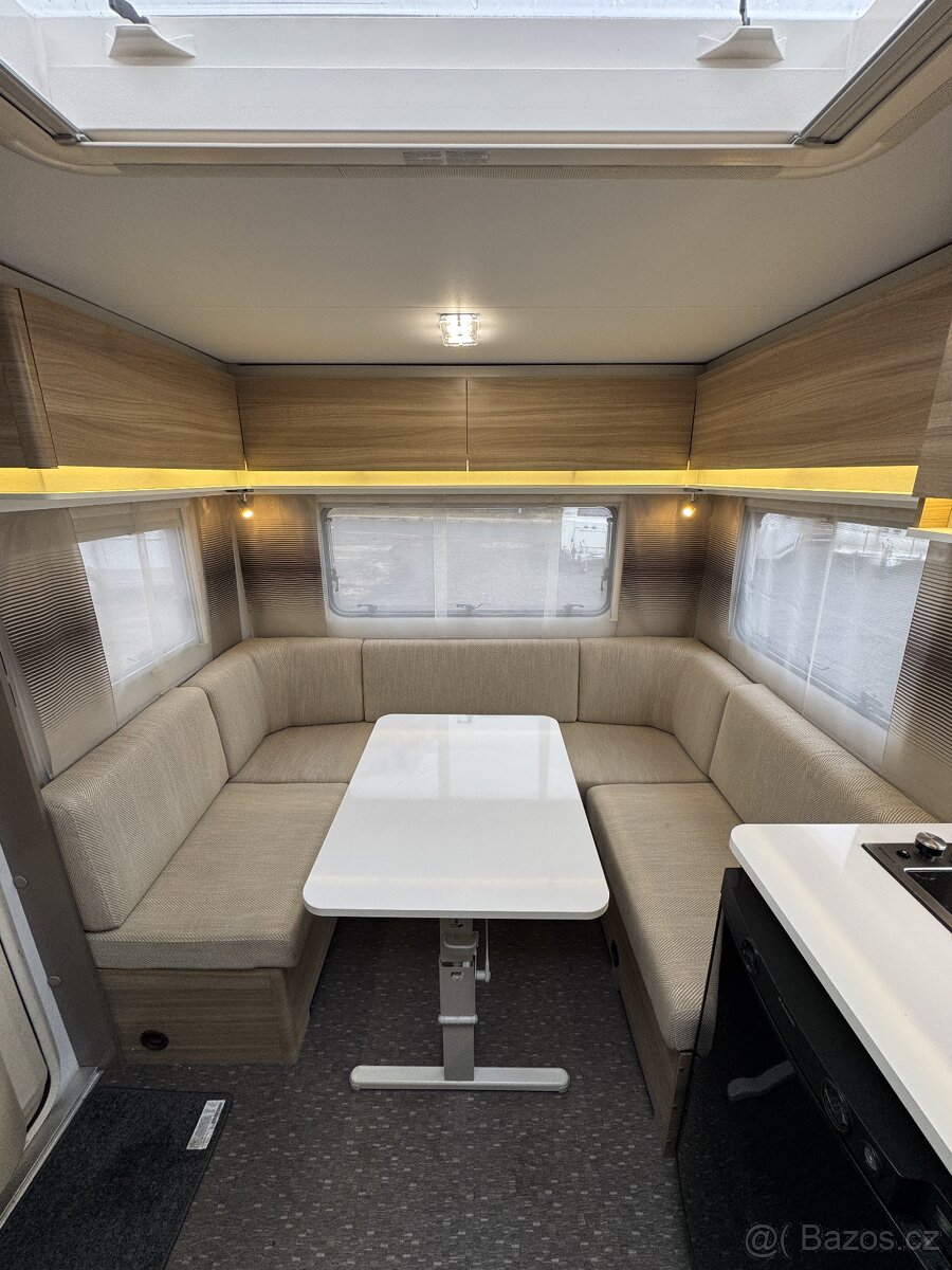 Adria Altea 472 PU ~ Francouzská postel - 11