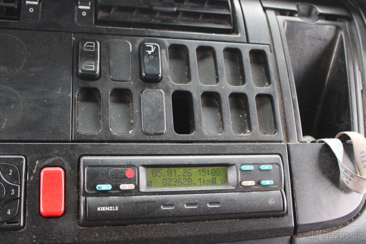 Mercedes-Benz ATEGO 815, HYDRAULICKÉ ČELO - 11