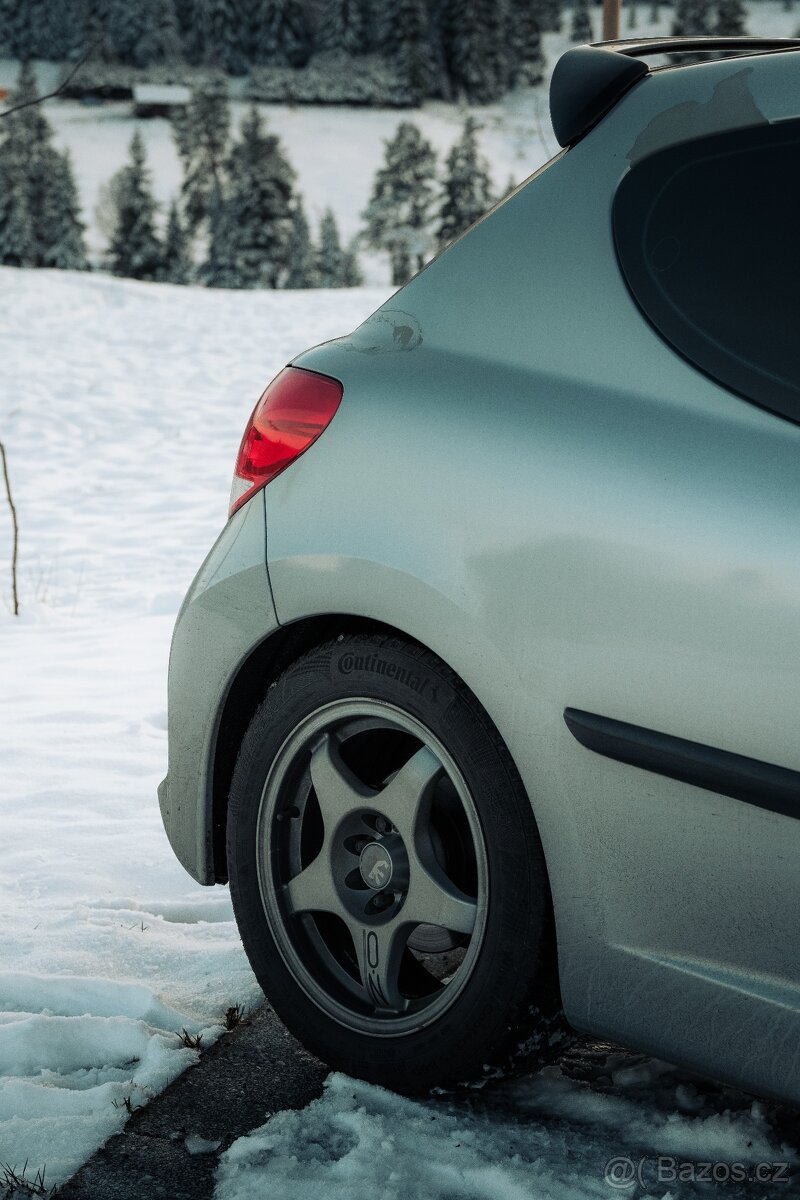 Peugeot 207 1,6 HDi GTD 136kW - 11