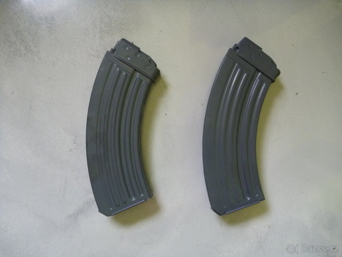 vzduchovka, vojenská raketa, zásobníky - 11