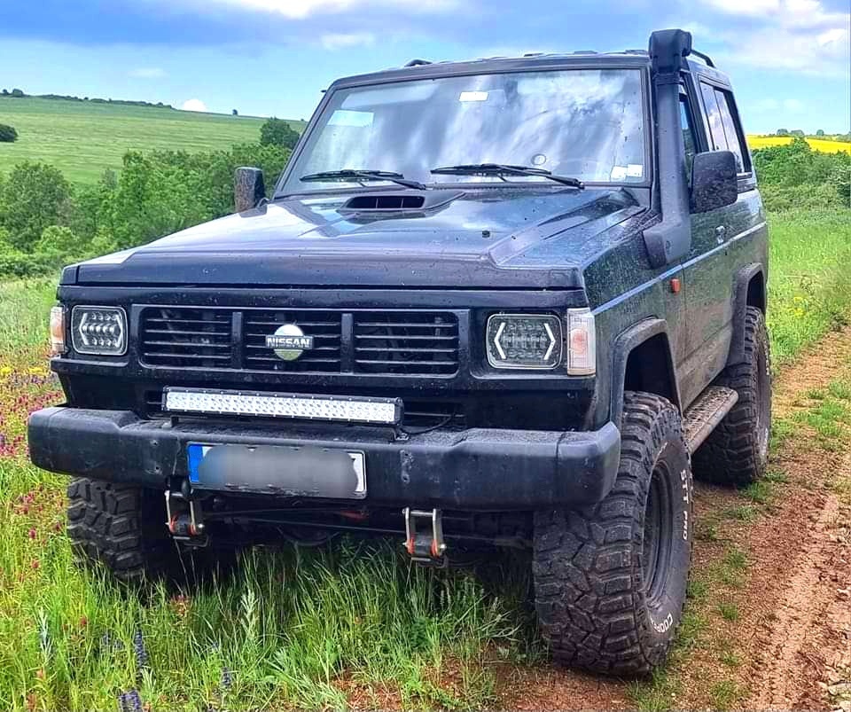 HOUPAČKA LISTOVÉHO PERA NISSAN PATROL K160/260 - 11