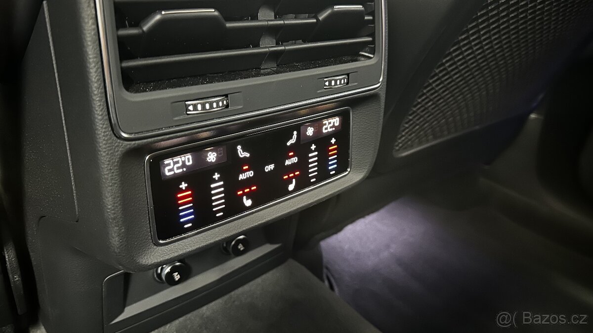 Audi RS Q8, TOP STAV / PLNÁ VÝBAVA - 11