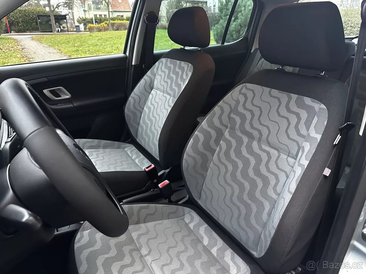 Škoda Fabia II 1.2 12V 44kW Klima ALU R16 1. majitel 2009 - 11