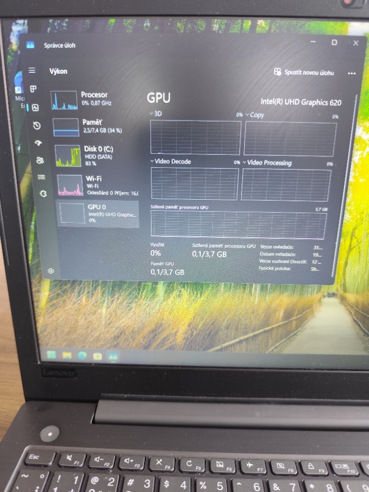 Lenovo V330-15IKB - 11