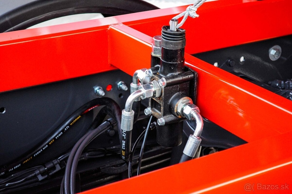 MERCEDES ATEGO 1218 TŘÍSTRANNÝ S3 - SKLÁPĚČ - VYKLÁPĚČ EU-5 - 11