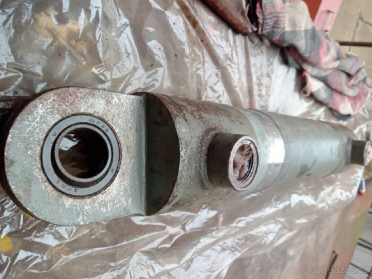 Náhradní díly na traktor Zetor - 11