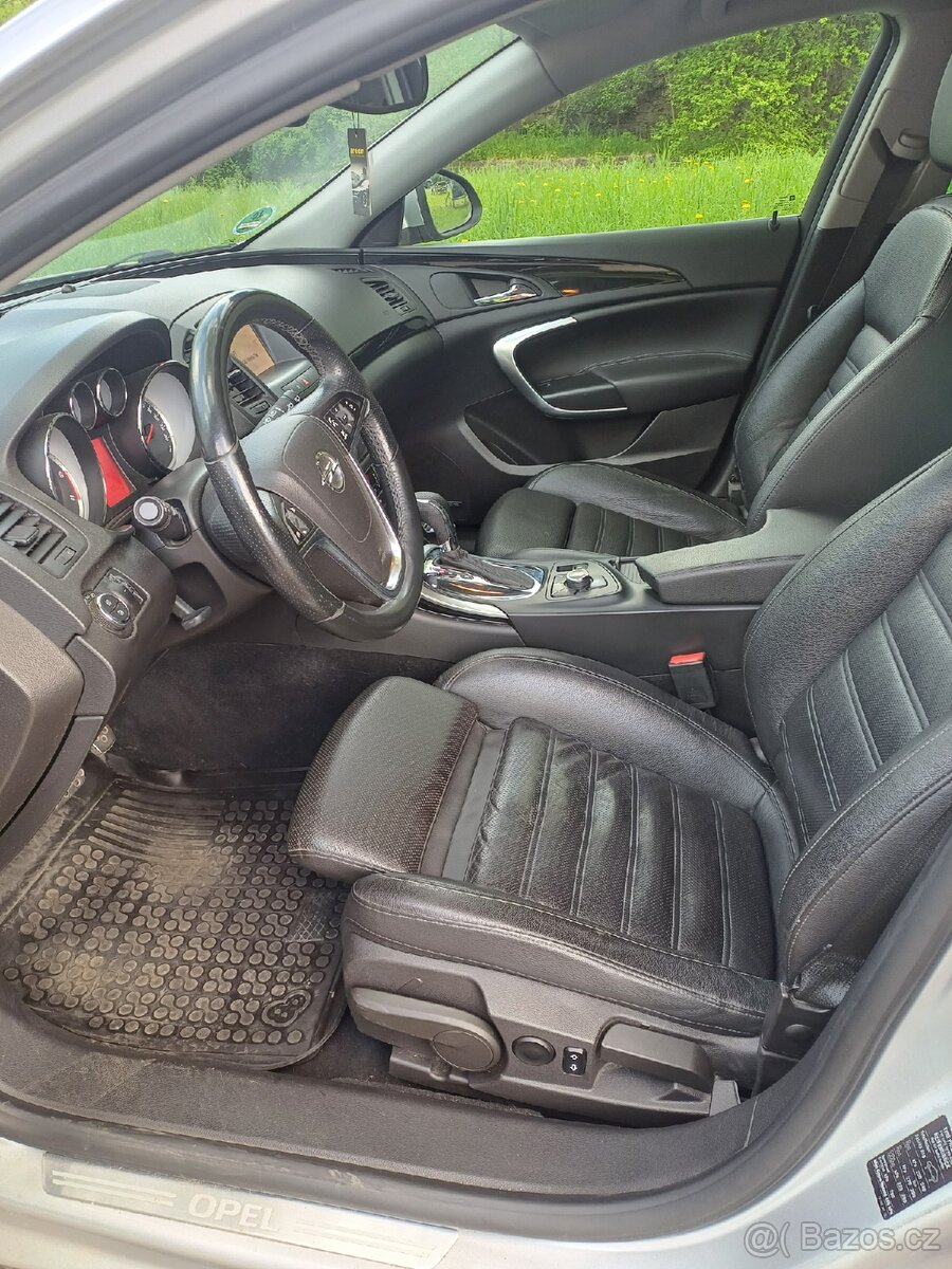 Opel Insignia Bi-turbo - 11