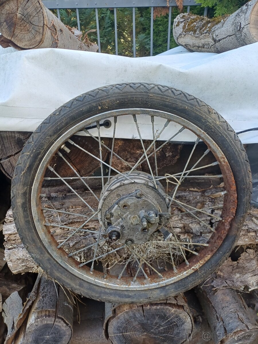 Brzdovy štít jawa - 11