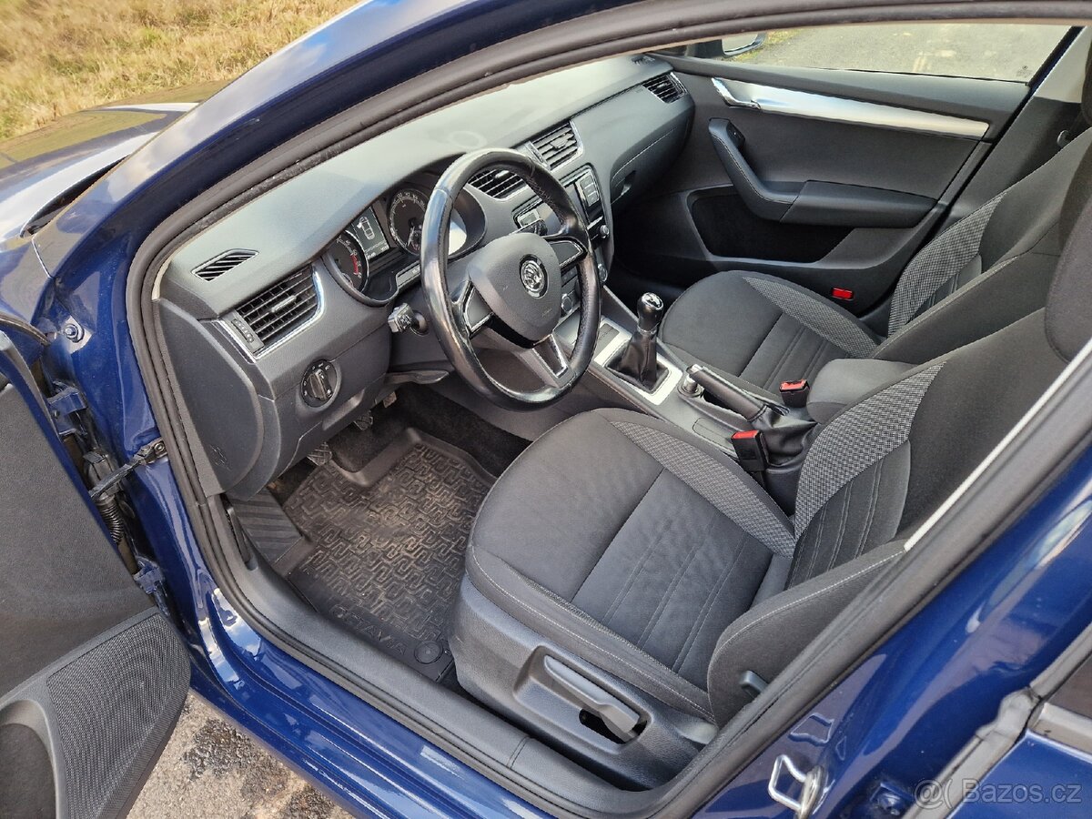 Škoda Octavia 3 1.6 TDI 85 kW - 11